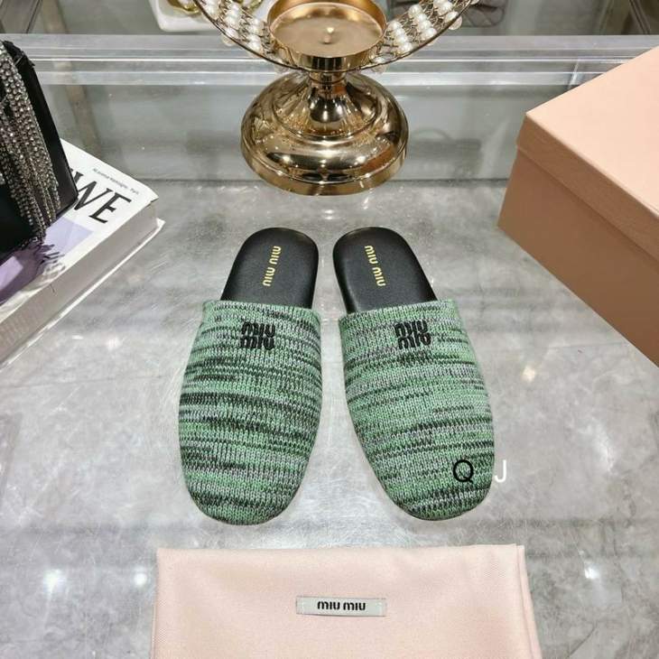 Picture of Miumiu Slippers _SKUMiuMiusz35-40J0202242